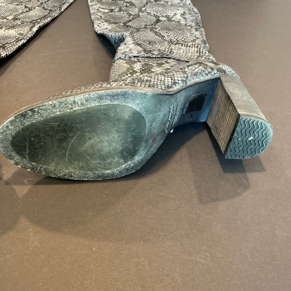 Free People x Vero Cuoio Dakota Over The Knee Snake Boots EU 38.5 Leather - Picture 12 of 15